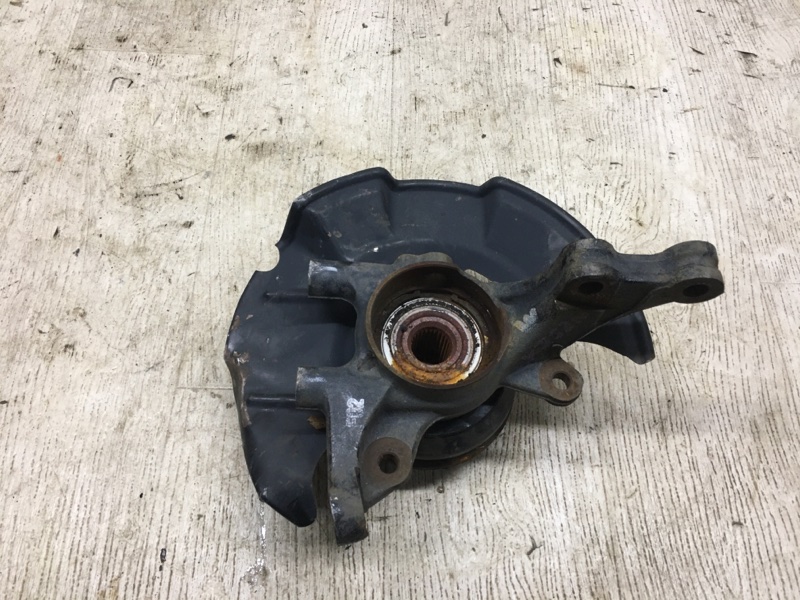 Кулак поворотный передний правый HYUNDAI ELANTRA HD 06-11 HD 2.0 G4GC 51716-2H000 Б/У