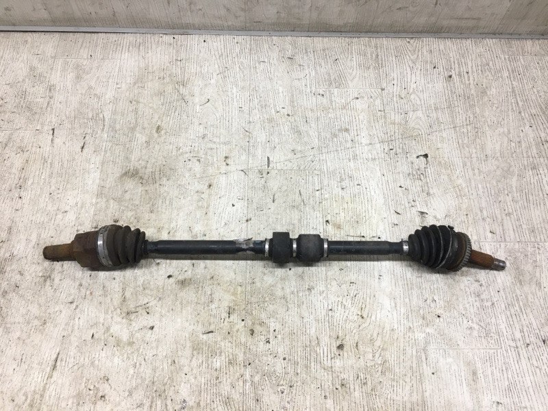 Привод передний правый HYUNDAI ELANTRA HD 06-11 HD 2.0 G4GC 49500-2H112 Б/У