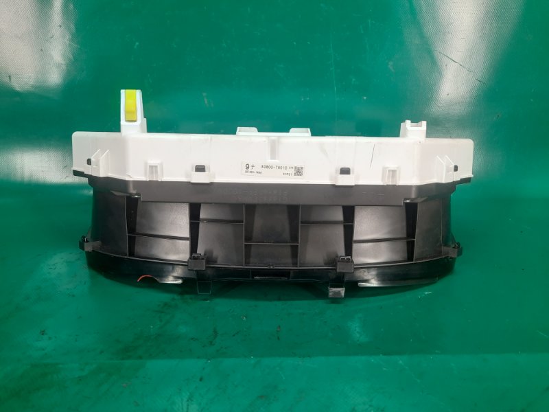 Панель приборов LEXUS CT200 11-17 Хетчбек 1.8