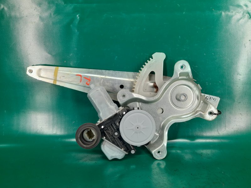 Стеклоподъемник задний левый LEXUS GS350 GS300 05-11 2008 Седан 3.5 2GR-FSE 69804-22200 Б/У