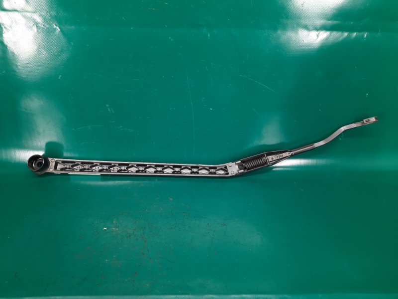 Поводок стеклоочистителя передний правый LEXUS GS350 GS300 05-11 Седан 3.5 2GR-FSE