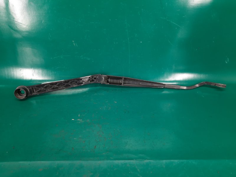 Поводок стеклоочистителя передний левый LEXUS GS350 GS300 05-11 Седан 3.5 2GR-FSE Поводок стеклоочистителя передний левый LEXUS GS350 GS300 05-11 Седан 3.5 2GR-FSE