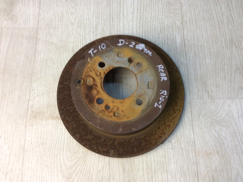 Тормозной диск задний задний KIA RIO JB 2005-2011 58411-1C800 Б/У