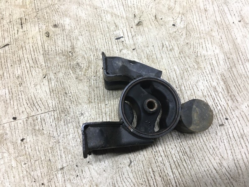 Подушка двигателя HYUNDAI ELANTRA HD 06-11 21930-2R150 Б/У