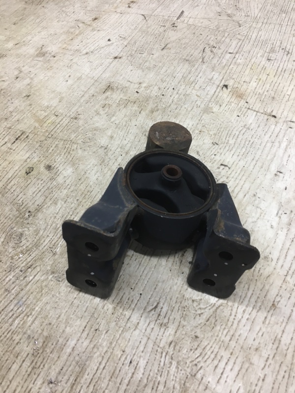 Подушка двигателя HYUNDAI ELANTRA HD 06-11