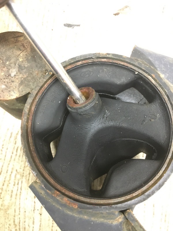 Подушка двигателя ELANTRA HD 06-11