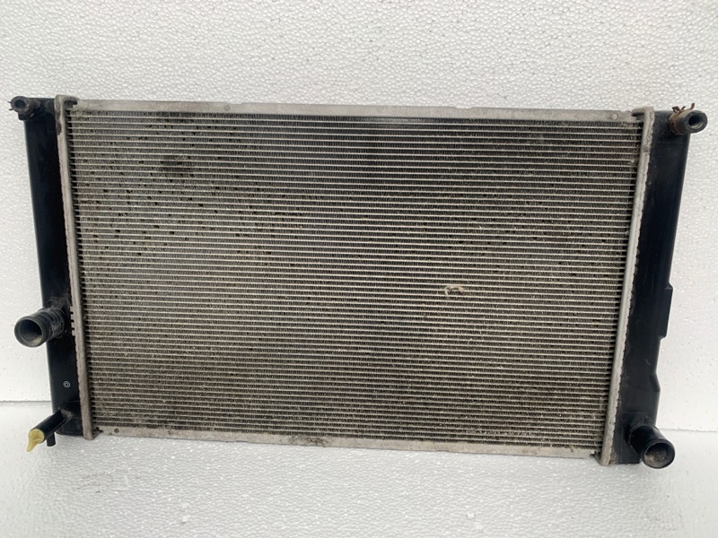 Радиатор основной TOYOTA PRIUS - 30 09-17 2009-2015 16400-37230 Б/У
