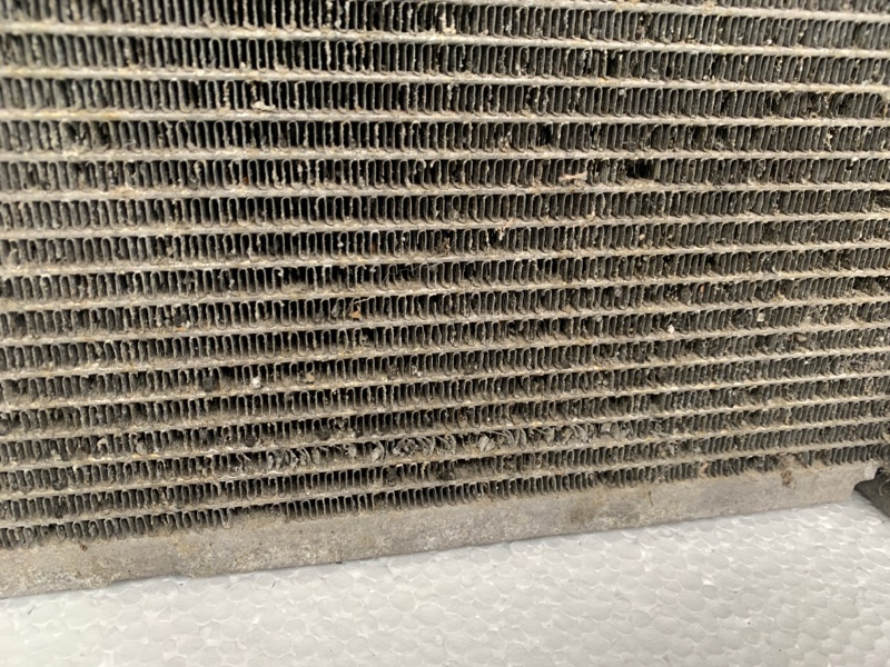 Радиатор основной TOYOTA PRIUS - 30 09-17