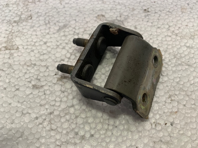 Петля крышки багажника левая HYUNDAI SANTA FE (CM) 05-12 CM 2.2CRDI D4EB