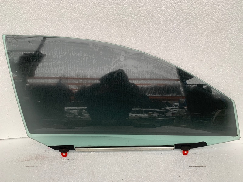 Стекло двери переднее правое TOYOTA AVALON 05-12 2007 GSX30 3.5 2GR-FE 68101-AC060 Б/У