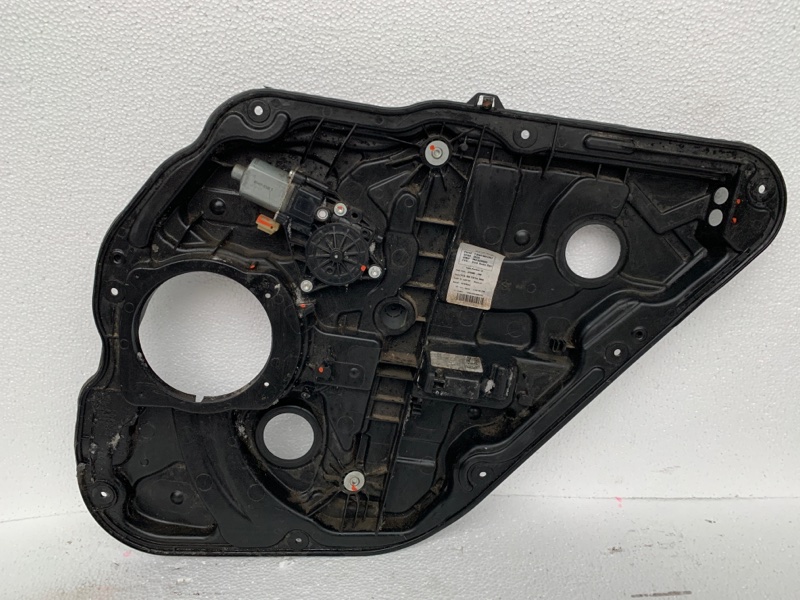 Стеклоподъемник задний правый HYUNDAI SONATA YF 10-14 83481-3Q000 Б/У
