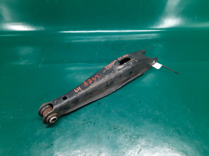 Рычаг задней подвески поперечный нижний левый LEXUS GS350 GS300 05-11 2008 Седан 3.5 2GR-FSE 48740-30110 Б/У