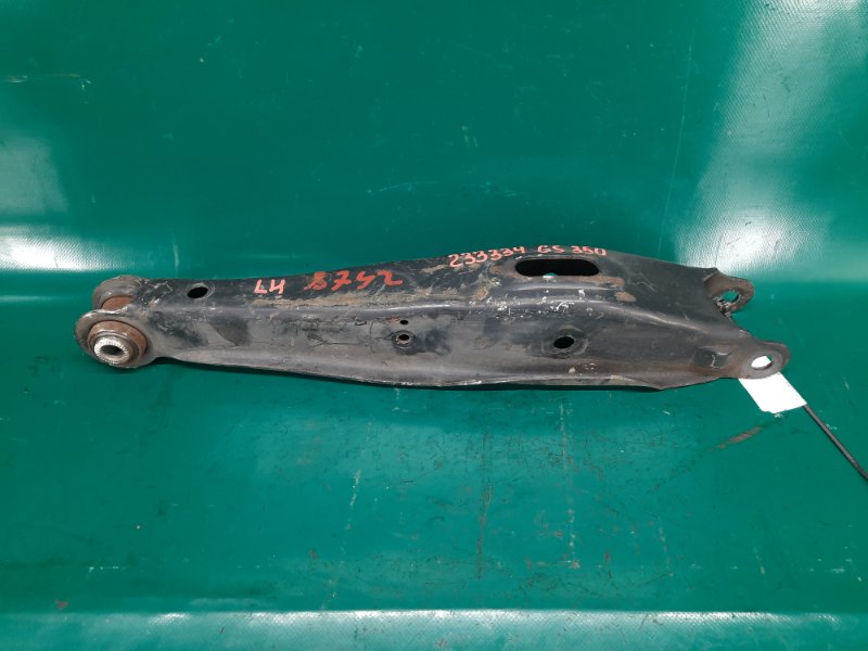 Рычаг задней подвески поперечный нижний левый GS350 GS300 05-11 2008 Седан 3.5 2GR-FSE