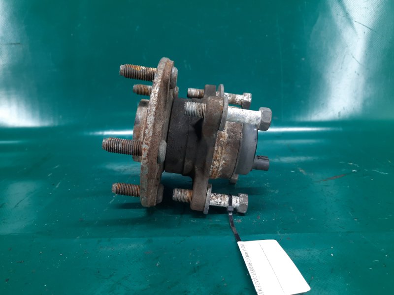 Ступица передняя левая GS350 GS300 05-11 2008 Седан 3.5 2GR-FSE