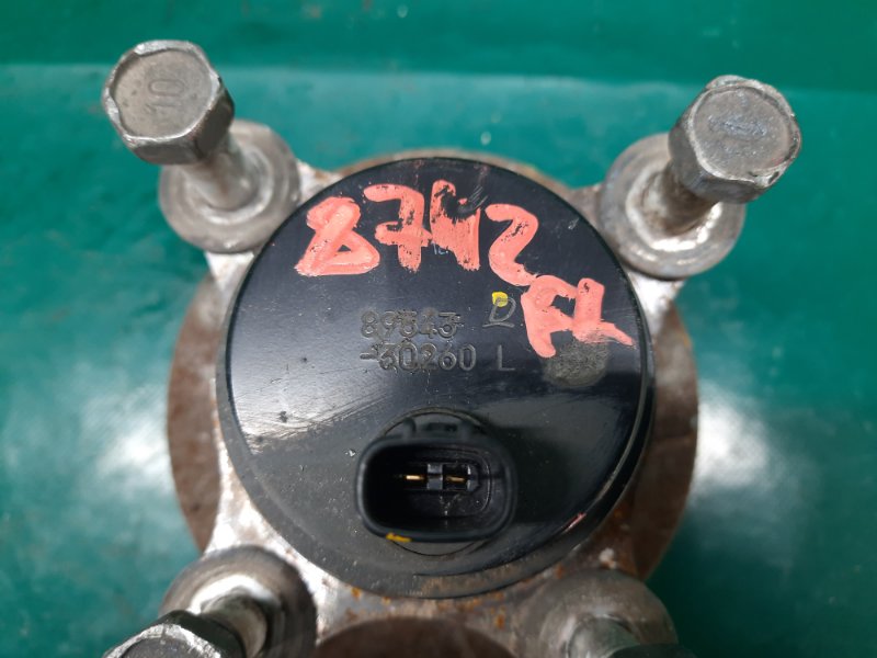 Ступица передняя левая GS350 GS300 05-11 2008 Седан 3.5 2GR-FSE