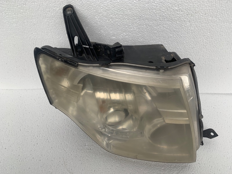 Фара правая PAJERO 06-21 Внедорожник