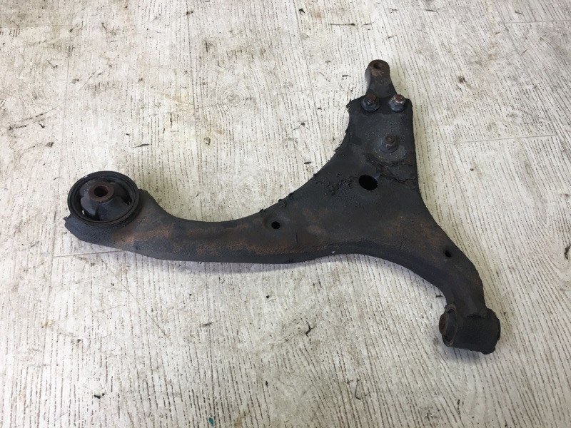 Рычаг передней подвески нижний передний левый HYUNDAI ELANTRA HD 06-11 HD