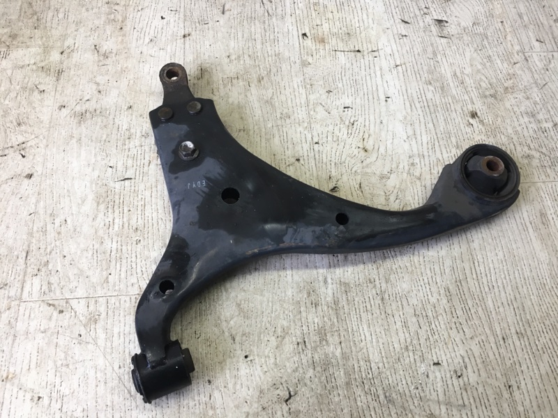 Рычаг передней подвески нижний передний левый HYUNDAI ELANTRA HD 06-11 HD