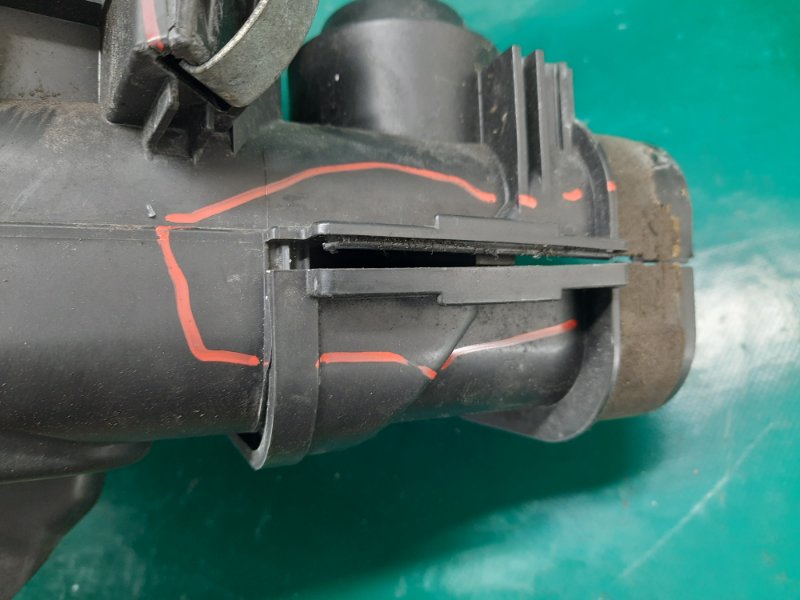 Корпус воздушного фильтра VENZA 09-16 2011 Внедорожник 3.5 2GR-FE