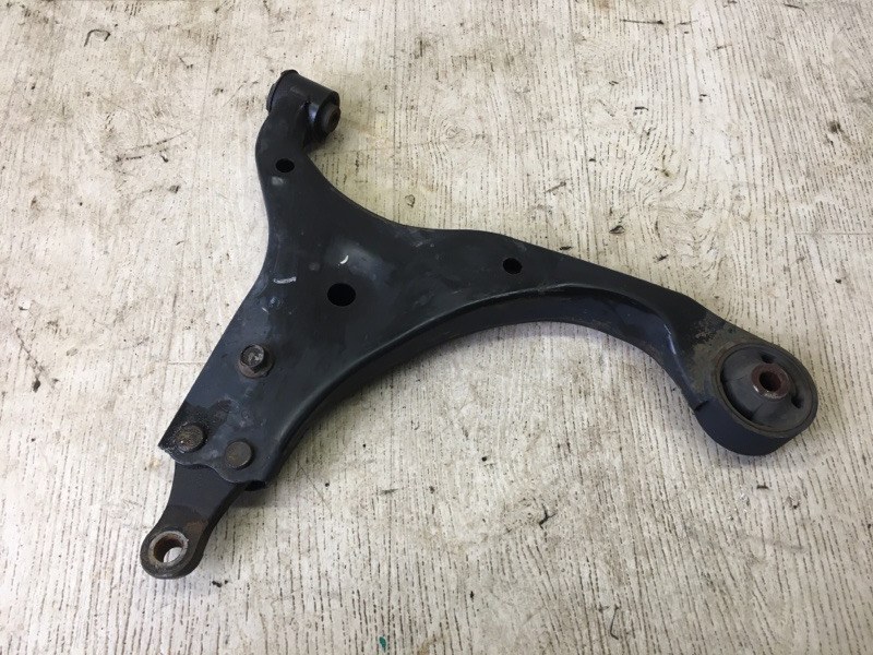 Рычаг передней подвески нижний передний правый HYUNDAI ELANTRA HD 06-11 HD