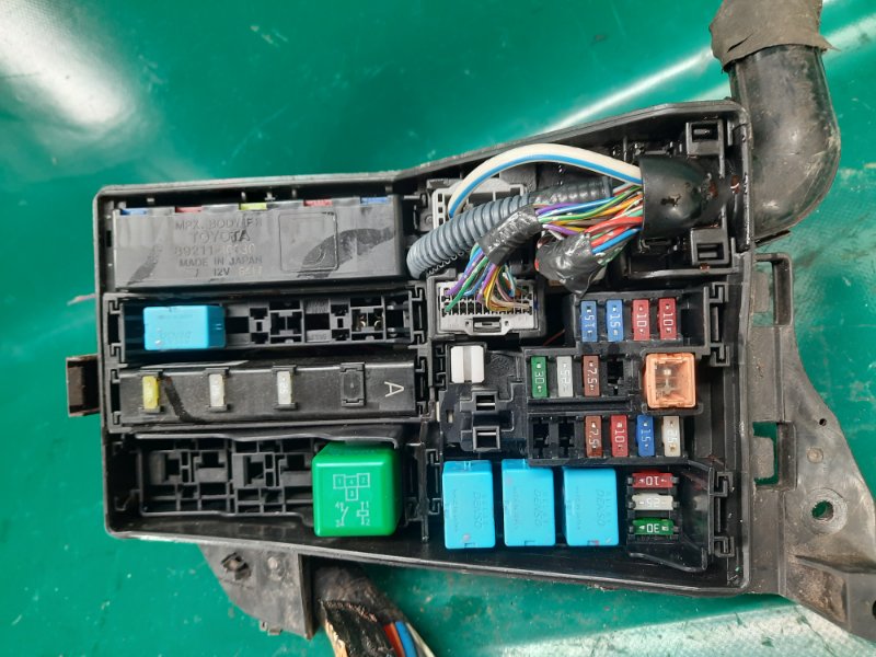 Запчасть блок предохранителей моторный отсек LEXUS GS350 GS300 05-11 2008 Седан 3.5 2GR-FSE 82666-30730 Б/У Блок предохранителей моторный отсек LEXUS GS350 GS300 05-11 2008 Седан 3.5 2GR-FSE 82666-30730 Б/У