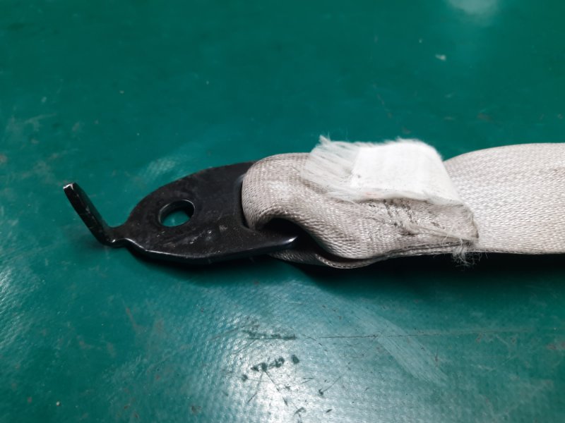 Ремень безопасности передний правый CX-7 06-12 2010 Внедорожник 2.3