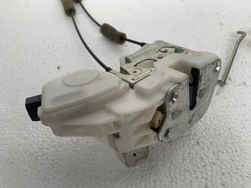 Замок двери передний правый MITSUBISHI GALANT 03-12 2008 Седан 2.4 MR599900 Б/У