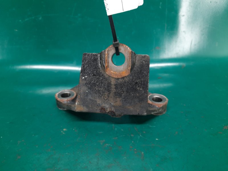 Кронштейн опоры двигателя передний правый VENZA 09-16 2011 Внедорожник 3.5 2GR-FE