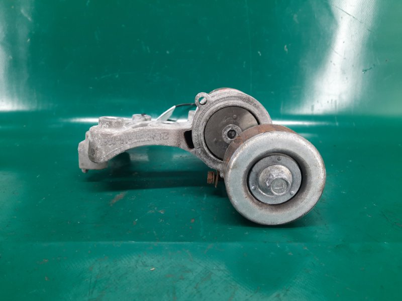 Натяжитель ремня генератора VENZA 09-16 2011 Внедорожник 3.5 2GR-FE