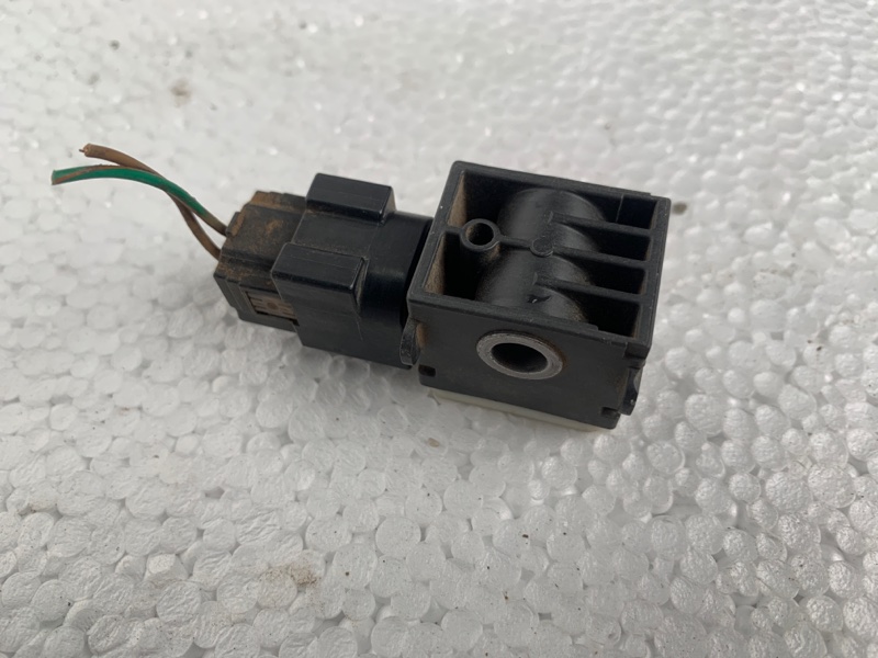 Датчик удара передний HYUNDAI SANTA FE (CM) 05-12 CM