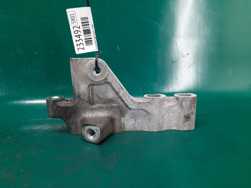 Кронштейн опоры двигателя правый VENZA 09-16 2011 Внедорожник 3.5 2GR-FE