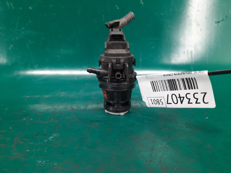 Насос омывателя стекла задний VENZA 09-16 2011 Внедорожник 3.5 2GR-FE Насос омывателя стекла задний VENZA 09-16 2011 Внедорожник 3.5 2GR-FE