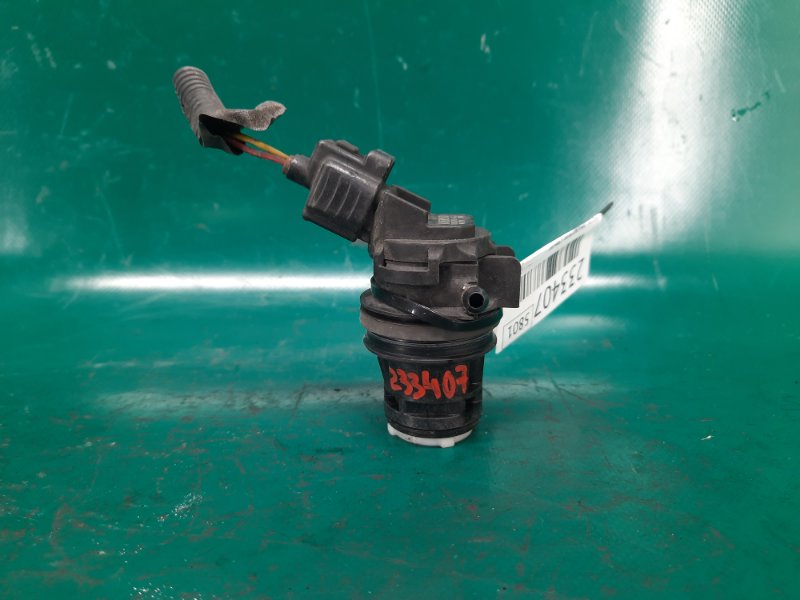 Насос омывателя стекла задний TOYOTA VENZA 09-16 Внедорожник 3.5 2GR-FE Насос омывателя стекла задний TOYOTA VENZA 09-16 Внедорожник 3.5 2GR-FE