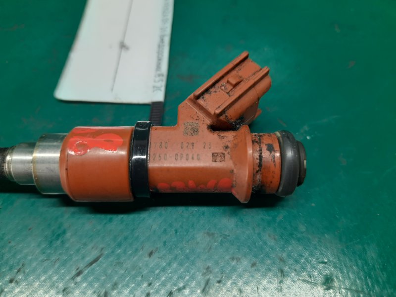 Форсунка топливная TOYOTA VENZA 09-16 Внедорожник 3.5 2GR-FE Форсунка топливная TOYOTA VENZA 09-16 Внедорожник 3.5 2GR-FE