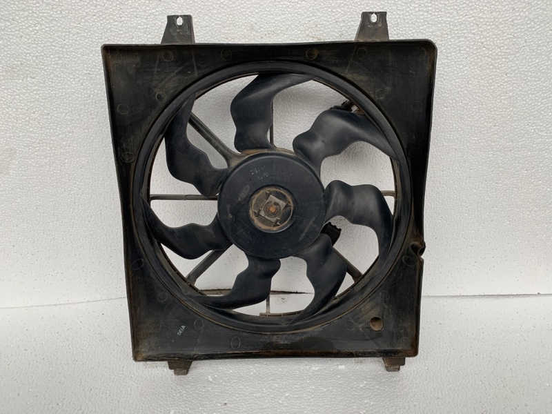 Диффузор вентилятора основного радиатора HYUNDAI SANTA FE (CM) 05-12 CM