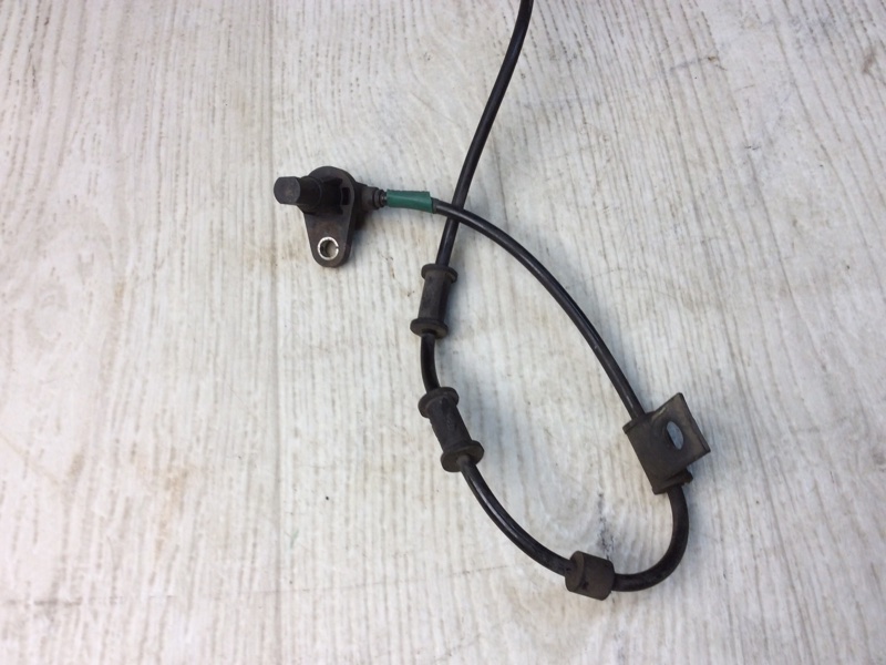 Запчасть датчик abs передний левый HYUNDAI ACCENT MC 06-10 95670-1G000 Б/У Датчик ABS передний левый HYUNDAI ACCENT MC 06-10 95670-1G000 Б/У