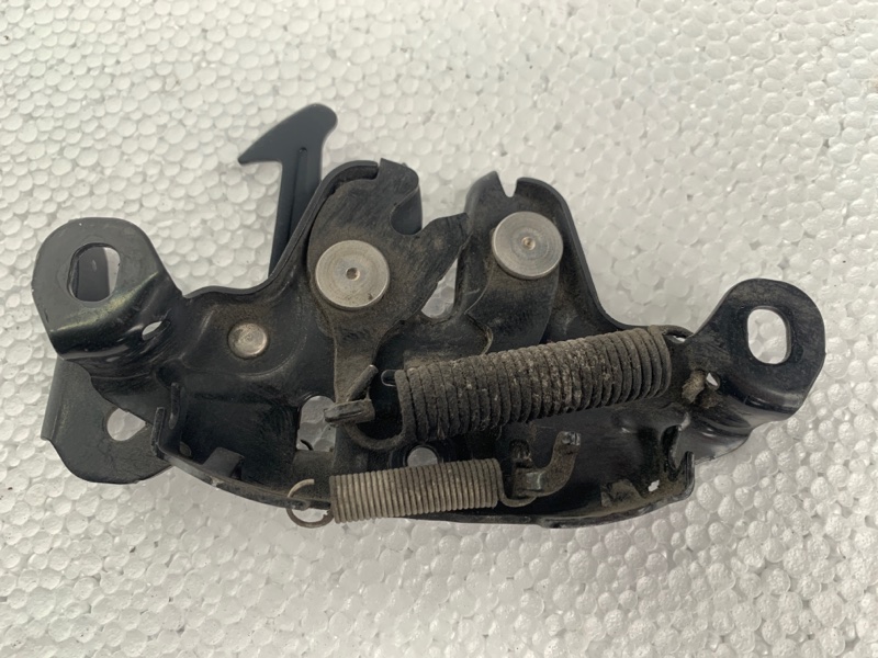 Замок капота NISSAN TIIDA/VERSA C11 04-11 Замок капота NISSAN TIIDA/VERSA C11 04-11