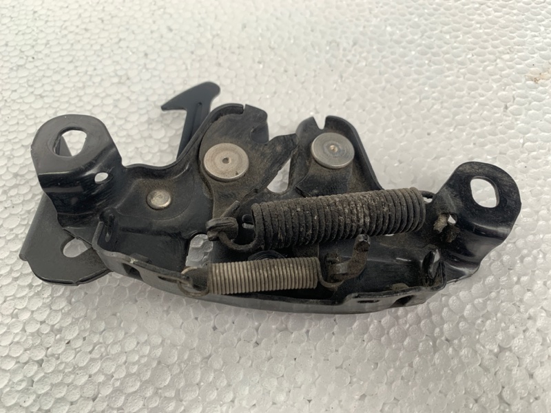 Замок капота TIIDA/VERSA C11 04-11 Замок капота TIIDA/VERSA C11 04-11