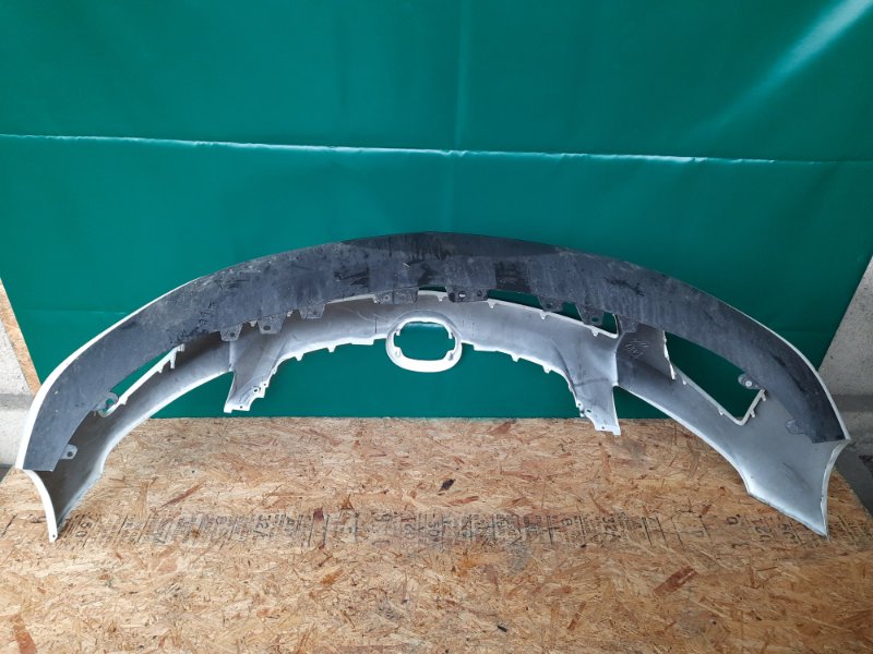 Бампер передний CX-7 06-12 2010 Внедорожник 2.3