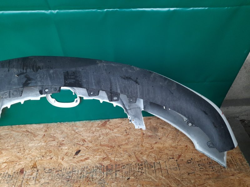 Бампер передний CX-7 06-12 2010 Внедорожник 2.3