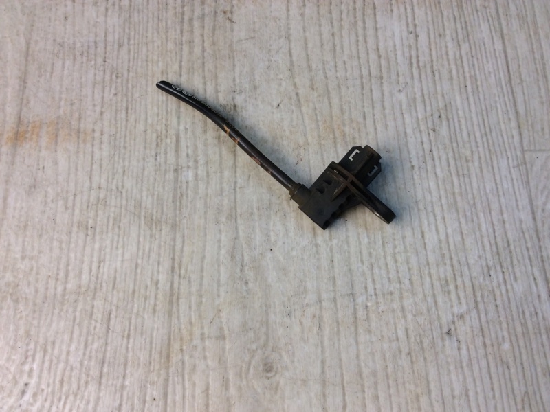 Датчик ABS передний левый HYUNDAI ELANTRA HD 06-11 59810-2H300 Б/У