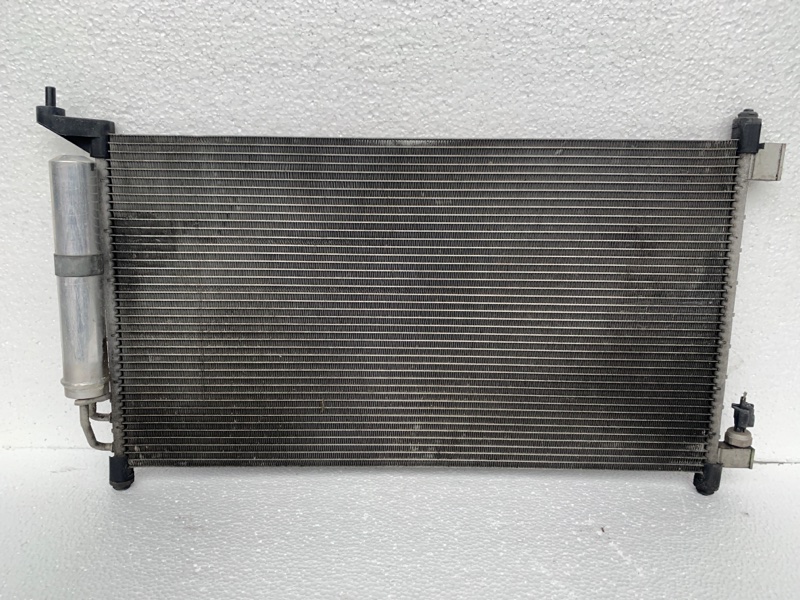 Радиатор кондиционера NISSAN TIIDA/VERSA C11 04-11 92100-1U600 Б/У