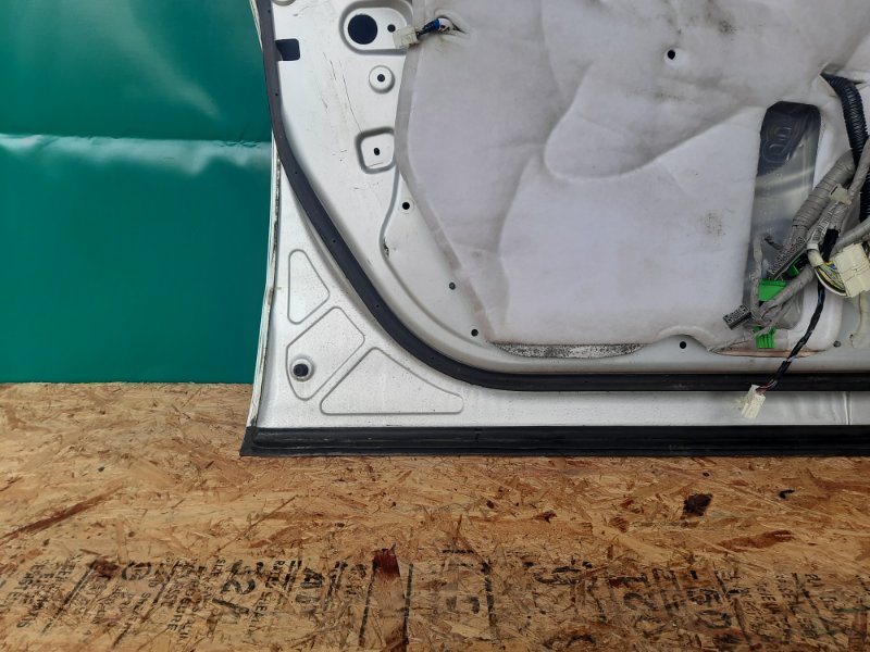 Дверь передняя левая MDX (YD2) 06-13 2008 Внедорожник 3.7 J37A1