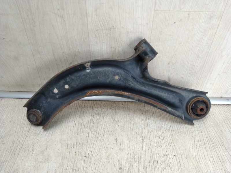 Рычаг передней подвески нижний NV200 USA 13- 2015 M20XUS 2.0 MR20DE