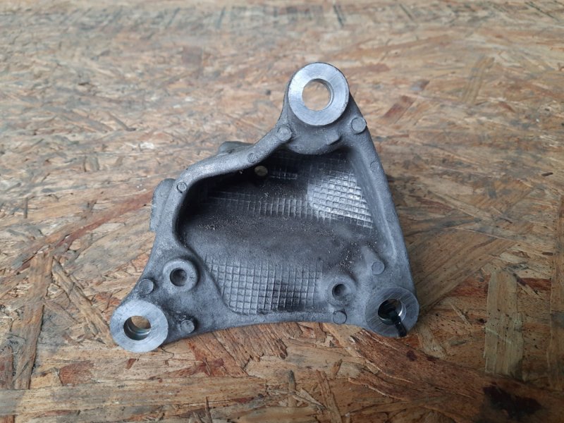 Кронштейн двигателя передний MDX (YD2) 06-13 2009 Внедорожник 3.7 J37A1