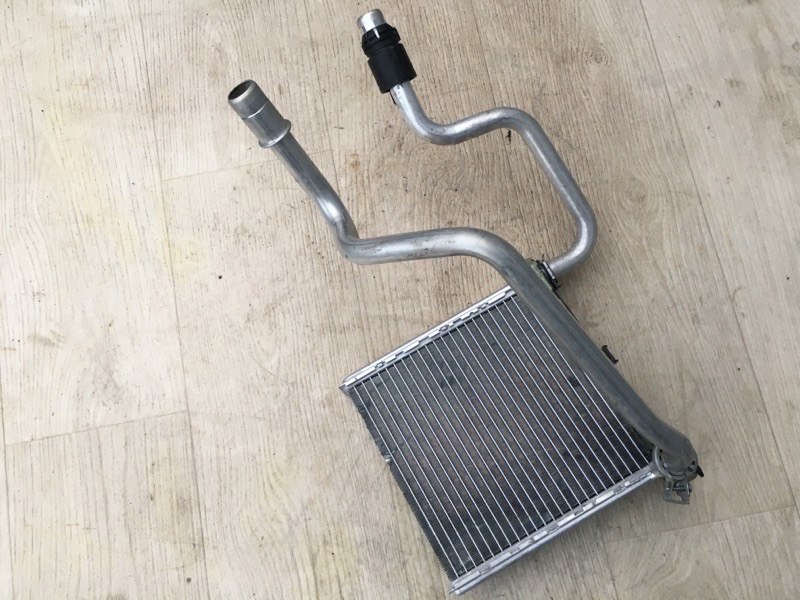 Запчасть радиатор печки VOLKSWAGEN JETTA USA 18- 2018 JEM 1.4 DGXA 5Q0 819 031 B Б/У Радиатор печки VOLKSWAGEN JETTA USA 18- 2018 JEM 1.4 DGXA 5Q0 819 031 B Б/У