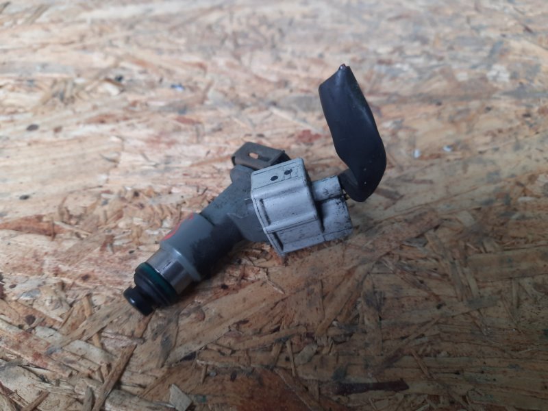 Запчасть форсунка топливная ACURA MDX (YD2) 06-13 2009 Внедорожник 3.7 J37A1 16450-R70-A01 Б/У Форсунка топливная ACURA MDX (YD2) 06-13 2009 Внедорожник 3.7 J37A1 16450-R70-A01 Б/У