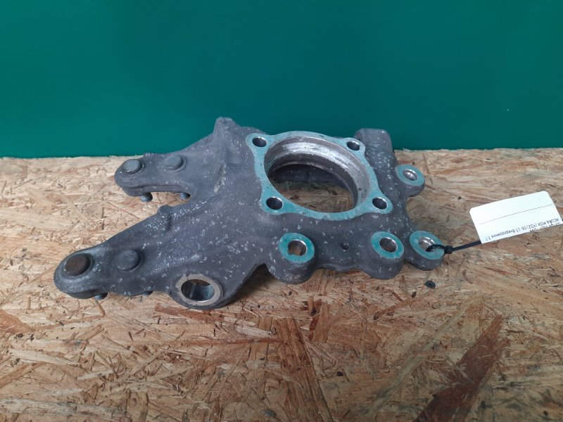 Цапфа задняя правая MDX (YD2) 06-13 2009 Внедорожник 3.7 J37A1