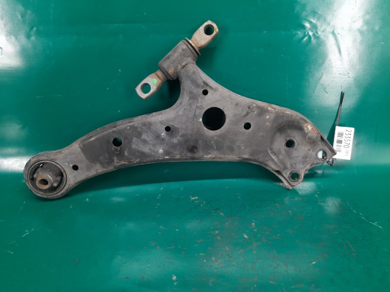 Рычаг передней подвески нижний левый TOYOTA VENZA 09-16 2011 Внедорожник 3.5 2GR-FE 48069-0T011 Б/У