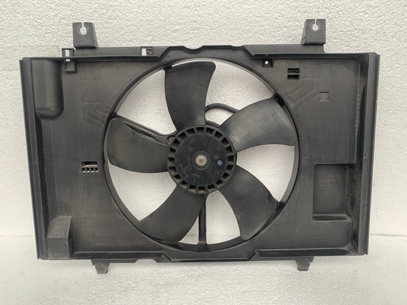 Диффузор вентилятора основного радиатора NISSAN TIIDA/VERSA C11 04-11 21481-ED000 Б/У